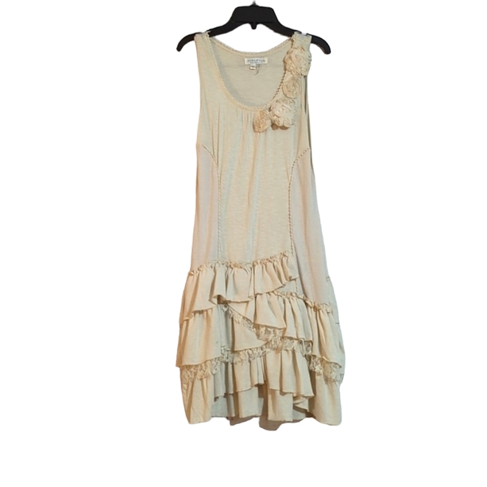 Like New Lace Forla Paris Ruffle Ribbed Dress